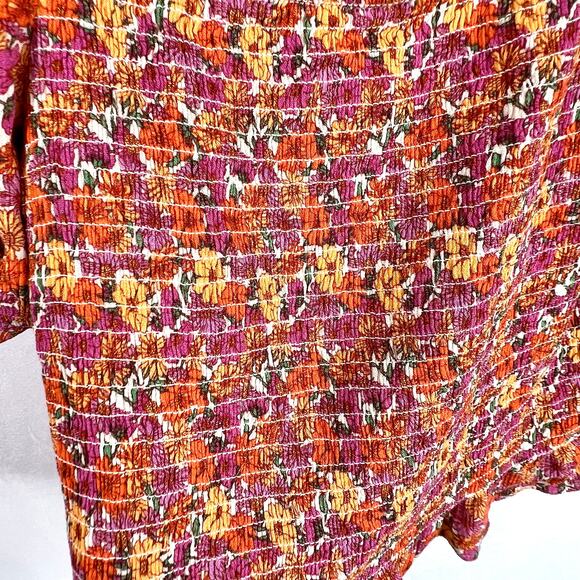 SO Floral Smocked Crop Top - Picture 4 of 6